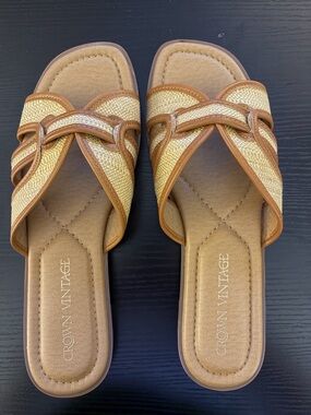 Women’s 10W Crown Vintage Sandal Slides